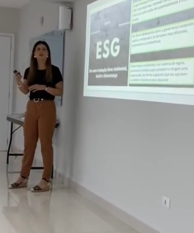 Elaine Peixoto - Inovação, Sustentabilidade e Estratégia 12